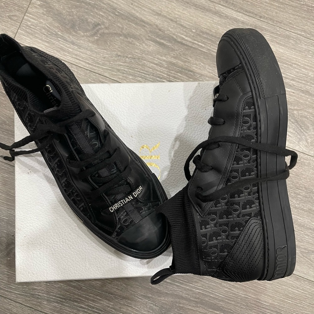 WALK N’ DIOR SNEAKERS